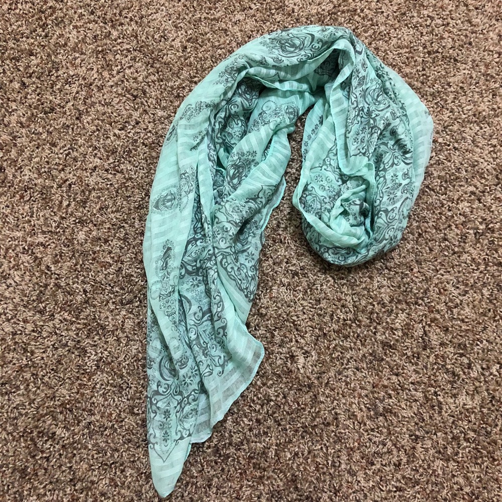 Scarf
